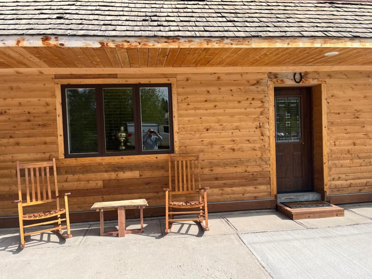 Creekside Downtown Vacation Suites, Only Adults 25 Or Older 水牛城 外观 照片